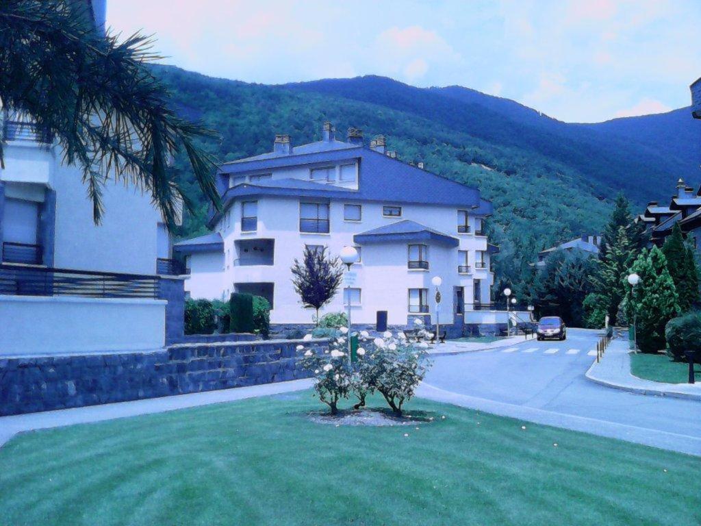 Apartamento Valles Blancos 3-6 Biescas  Exteriér fotografie